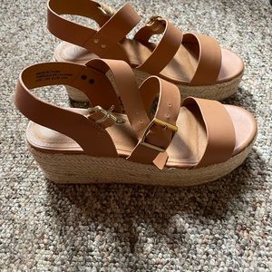 UO shayleigh espadrilles sandal